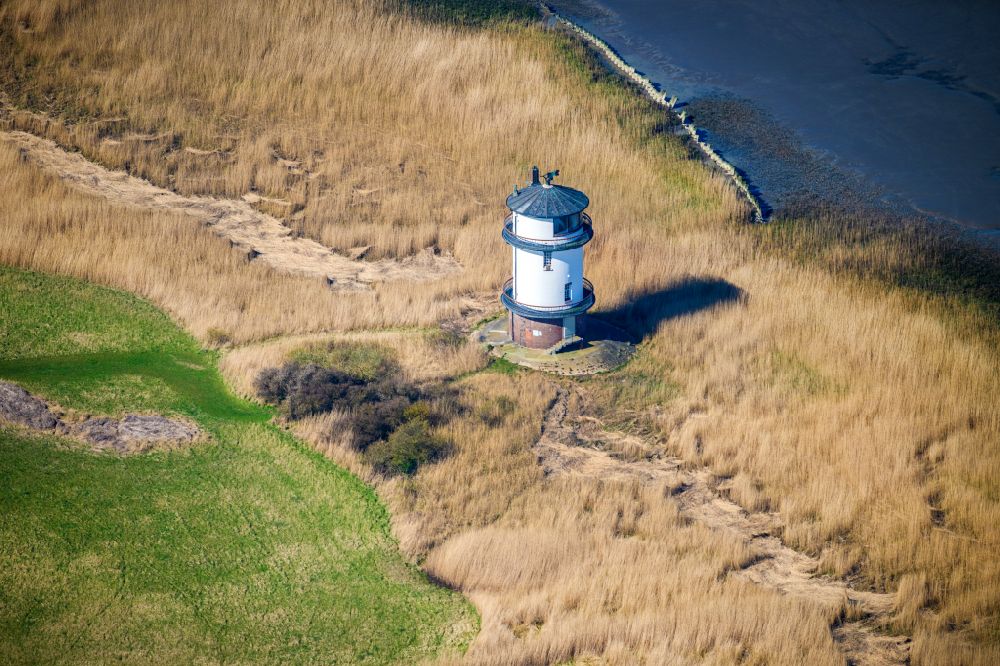 Aerial image Balje - Former lighthouse and new Oberfeuer maritime sign on the Elbe in Balje in the state Lower Saxony, Germany