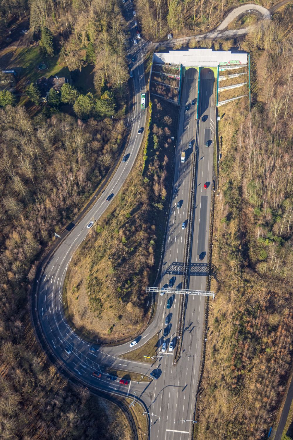 Aerial image Dortmund - Entrance and exit of the tunnel structure on street Berghofer Strasse in the district Aplerbecker Mark in Dortmund at Ruhrgebiet in the state North Rhine-Westphalia, Germany