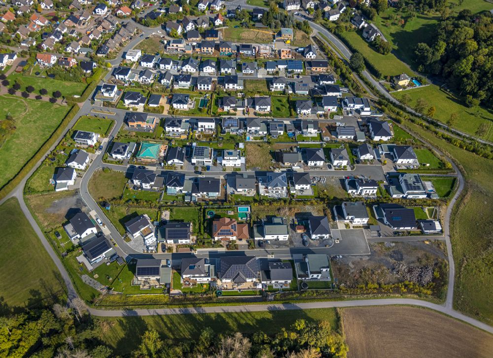 Aerial photograph Herdringen - Single-family residential area of settlement Am Spielberg in Herdringen in the state North Rhine-Westphalia, Germany