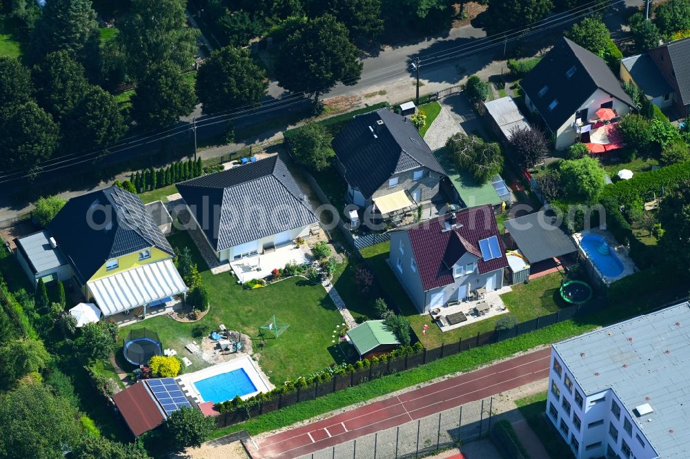 Berlin from above - Family house - settlement along the Bergedorfer Strasse in the district Kaulsdorf in Berlin, Germany