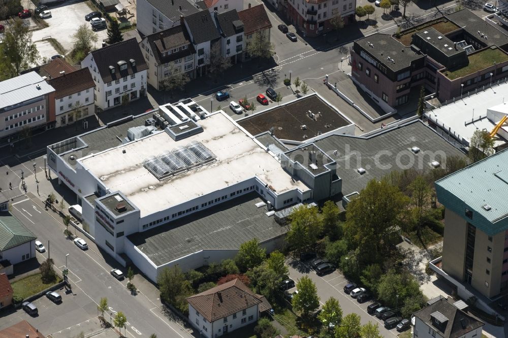 Albstadt from the bird's eye view: Building of the shopping center Alb Center on Sonnenstrasse in the district Ebingen in Albstadt in the state Baden-Wuerttemberg, Germany