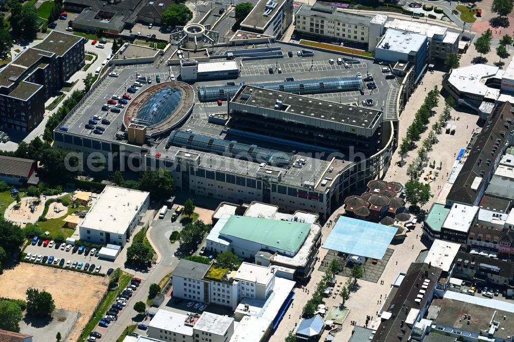 Aerial image Wolfsburg - Shopping center City-Galerie Wolfsburg on Porschestrasse in the district Stadtmitte in Wolfsburg in the state Lower Saxony, Germany