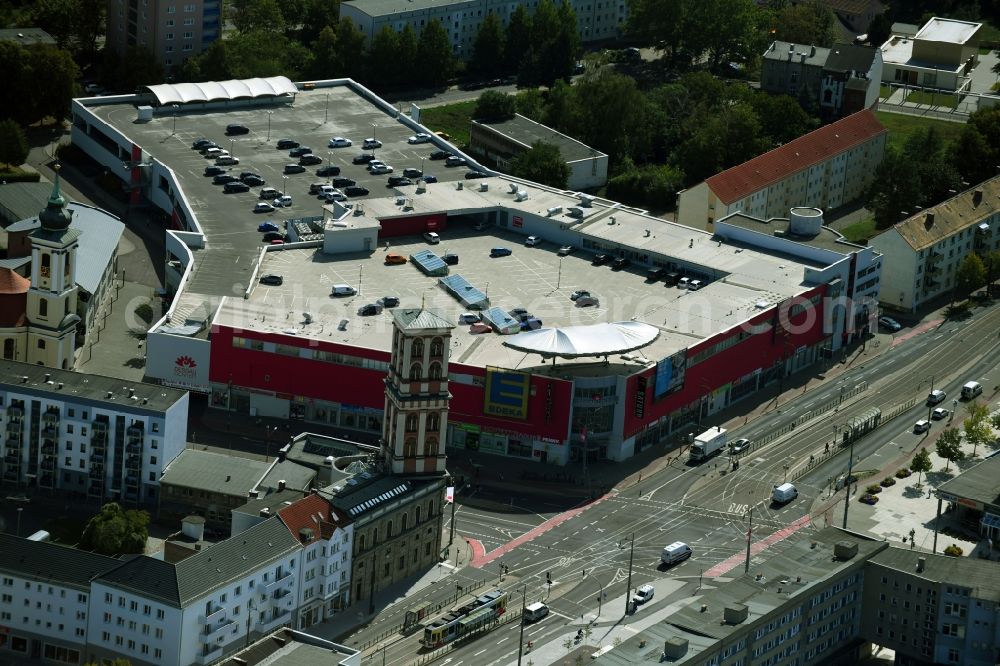 Dessau from the bird's eye view: Building of the shopping center Dessau-Center on Franzstrasse in Dessau in the state Saxony-Anhalt, Germany