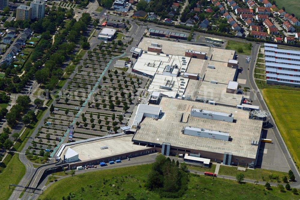 Aerial photograph Eiche - Building of the shopping center Eiche of Unibail-Rodamco Germany GmbH on Landsberger Chaussee corner Hellersdorfer Weg in Eiche in the state Brandenburg, Germany