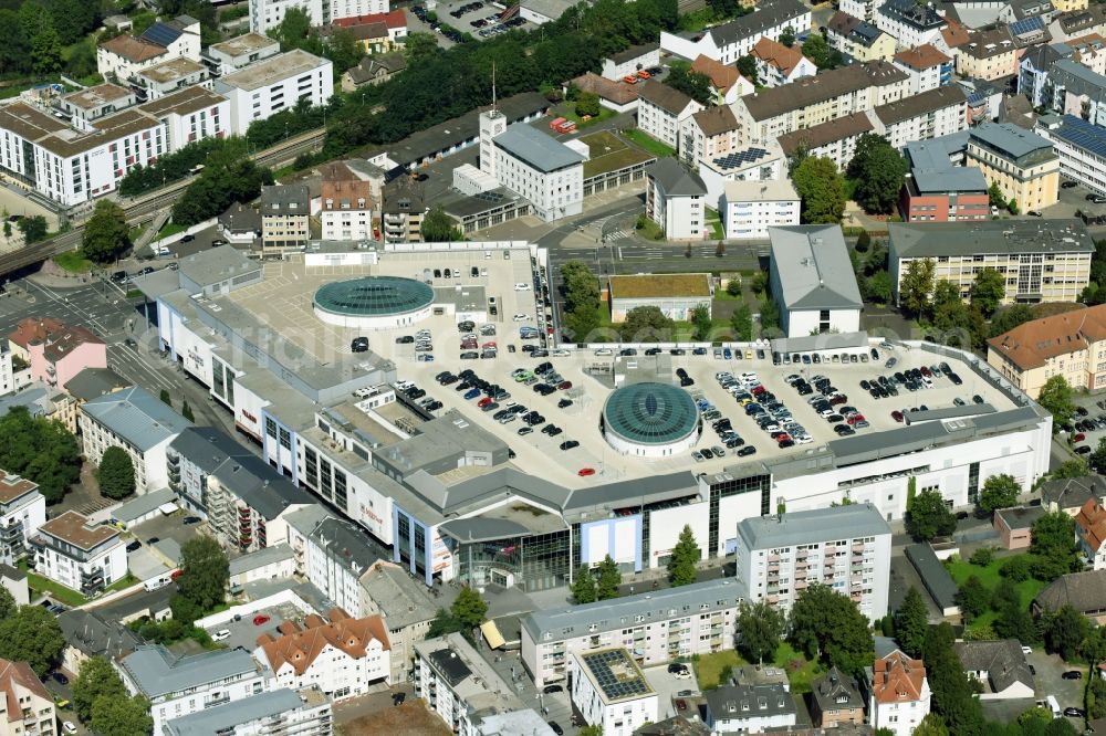 Gießen from the bird's eye view: Building of the shopping center Galerie Neustaedter Tor in Giessen in the state Hesse, Germany