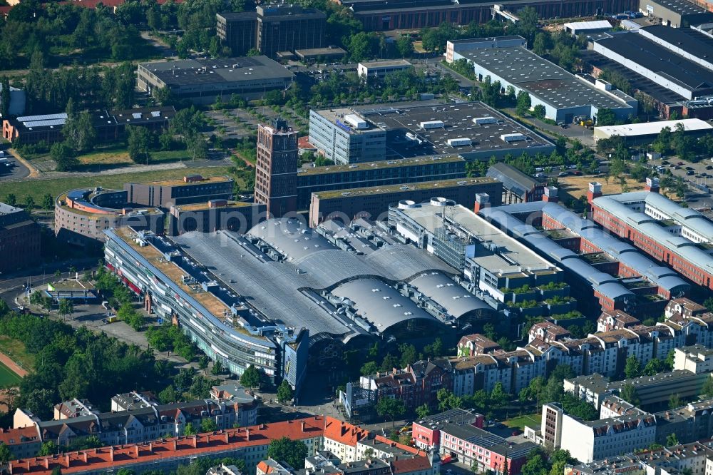 Aerial image Berlin - Building of the shopping center Hallen on Borsigturm in the district Reinickendorf in Berlin, Germany