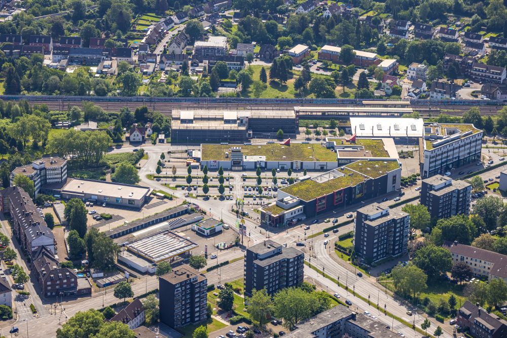 Bottrop from the bird's eye view: Building of the shopping center on Central Station Bottrop in the district Lehmkuhle in Bottrop in the state North Rhine-Westphalia, Germany