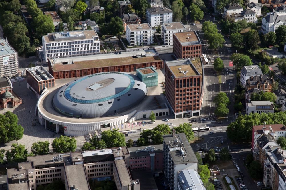 Aerial image Wiesbaden - Building of the shopping center Liliencarre in Wiesbaden in the state Hesse, Germany