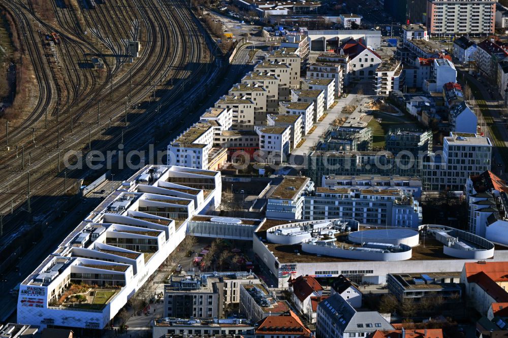Aerial photograph München - Building of the shopping center Pasing Arcaden 2 on Pasinger Bahnhofsplatz in the district Pasing-Obermenzing in Munich in the state Bavaria, Germany