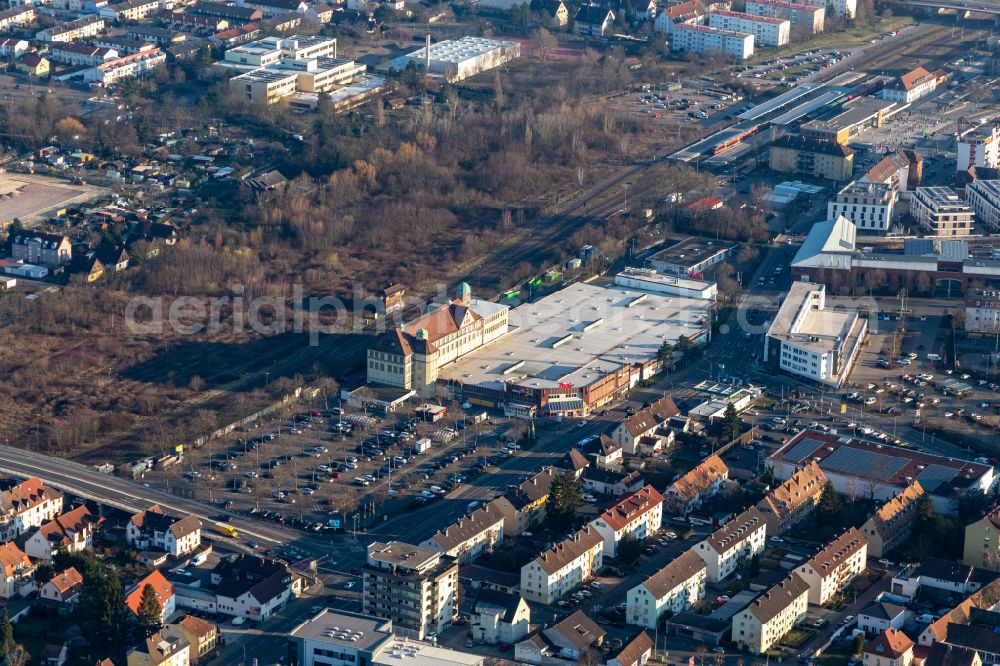 Aerial photograph Landau in der Pfalz - Building of the shopping center real,- SB-Warenhaus GmbH in Landau in der Pfalz in the state Rhineland-Palatinate, Germany