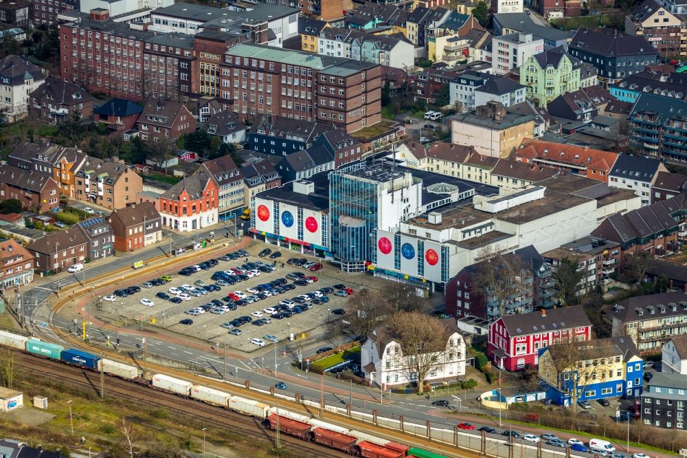 Aerial image Oberhausen - Building of the shopping center between Brandenburger Strasse and Kolpingstrasse in the district Sterkrade-Nord in Oberhausen in the state North Rhine-Westphalia, Germany