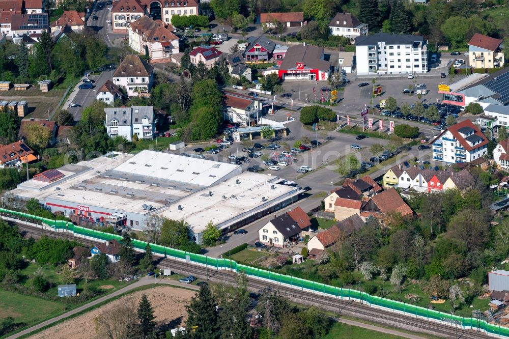 Aerial photograph Kenzingen - Building of the shopping center REWE Markt in Kenzingen in the state Baden-Wuerttemberg, Germany