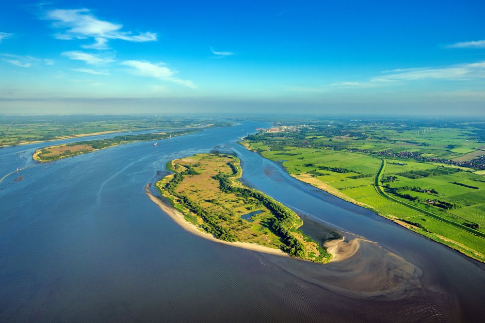 Aerial photograph Elbinsel Schwarztonnensand - Scharztonnesand island on the banks of the river Elbe in Drochtersen in the state Lower Saxony, Germany