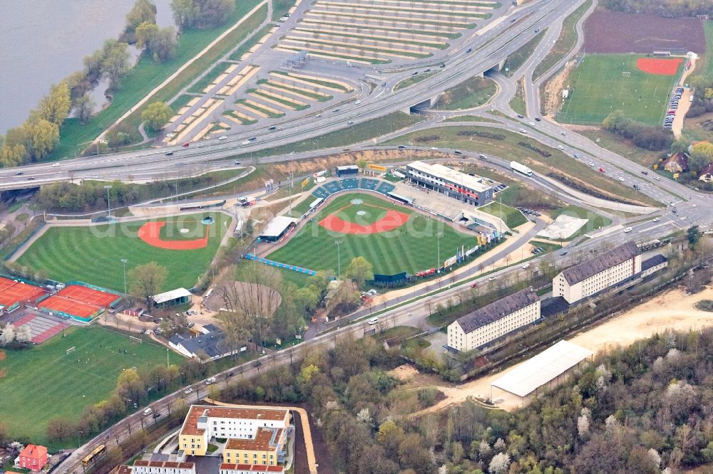 Regensburg from above - Ensemble of the sports field facilities Armin Wolf baseball arena in Regensburg in the federal state of Bavaria, Germany. The stadium of the Regensburg Legionaere and the tennis courts of SV-Schwabelweiss e. V. are located directly on the Danube