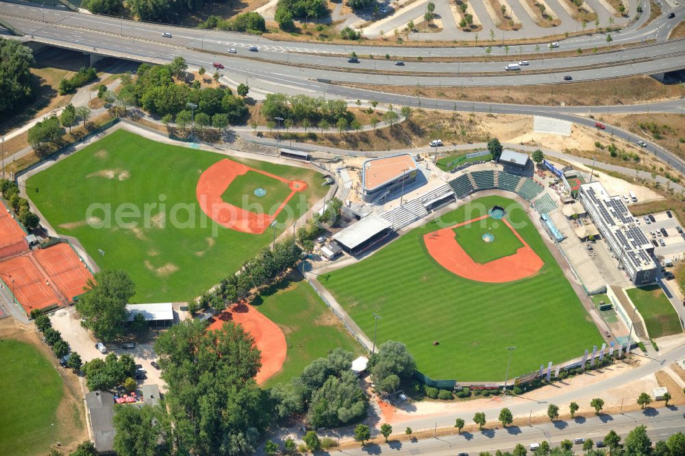 Aerial photograph Regensburg - Ensemble of the sports field facilities Armin Wolf baseball arena on street Donaustaufer Strasse in Regensburg in the federal state of Bavaria, Germany