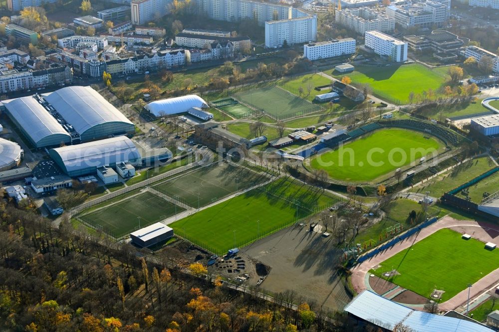 Aerial photograph Berlin - Ensemble of sports grounds and Eisschnelllaufhalle in Sportforum Berlin Konrad-Wolf-Strasse in the district Hohenschoenhausen in Berlin, Germany