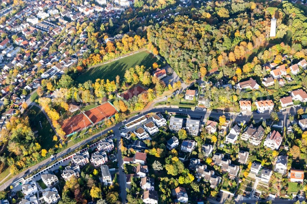 Leonberg from the bird's eye view: Ensemble of sports grounds on the Engelberg meadows with Tenniscourt of SV Leonberg / Eltingen in Leonberg in the state Baden-Wurttemberg, Germany