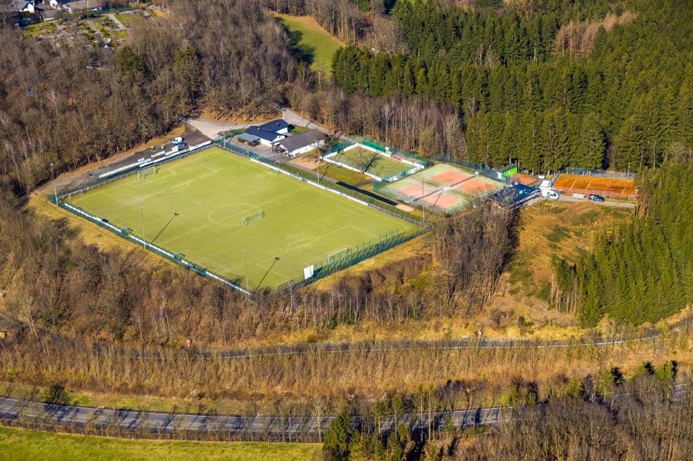 Aerial image Olpe - Ensemble of sports grounds on street Am Kreuzberg in the district Rhode in Olpe at Sauerland in the state North Rhine-Westphalia, Germany