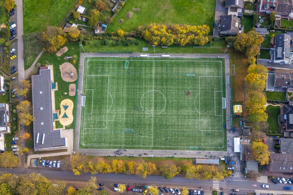 Bergkamen from above - Ensemble of sports grounds on Roemerbergstadion on street Sugambrerstrasse in the district Oberaden in Bergkamen at Ruhrgebiet in the state North Rhine-Westphalia, Germany