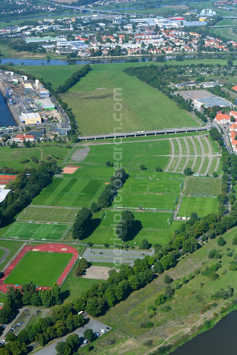 Dresden from the bird's eye view: Ensemble of sports grounds Sportpark Ostra in the district Friedrichstadt in Dresden in the state Saxony, Germany