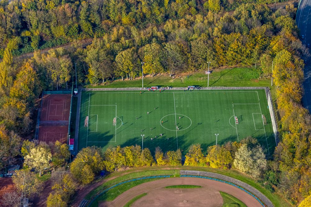 Aerial photograph Gelsenkirchen - Ensemble of sports grounds on SSV-Stadion Loechterheide on street Nordring in the district Buer in Gelsenkirchen at Ruhrgebiet in the state North Rhine-Westphalia, Germany