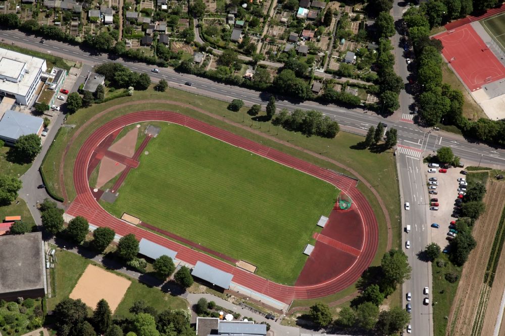 Aerial photograph Mainz - Ensemble of sports grounds of Universitaetssportverein USC ( university sports club ) of Johannes Gutenberg University in the district Oberstadt in Mainz in the state Rhineland-Palatinate, Germany