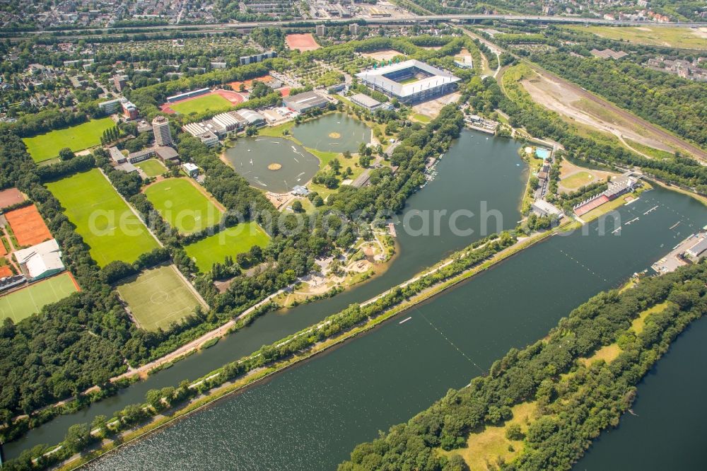 Aerial photograph Duisburg - Ensemble of sports grounds Wedau Sportpark in Duisburg in the state North Rhine-Westphalia, Germany