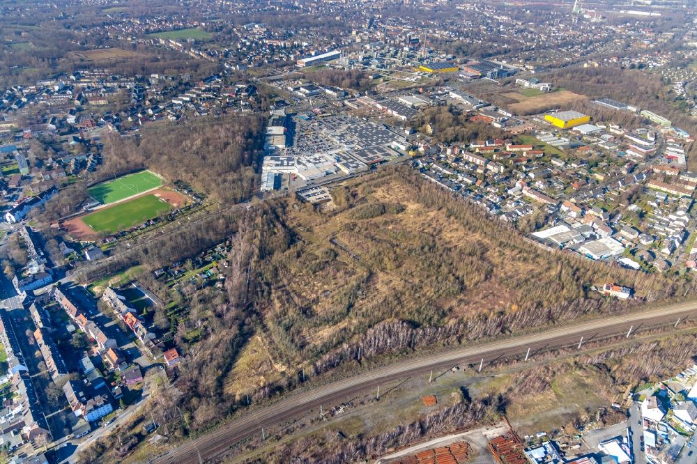 Aerial photograph Bochum - Development area and building land fallow GMU industry fallow in the Ruppel street in the Provitze with scrap yard in the district of Hofstede in Bochum in the federal state North Rhine-Westphalia