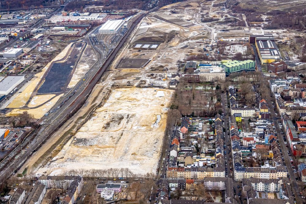 Aerial photograph Dortmund - Development area of the industrial wasteland of Dortmund Logistik GmbH of the DSW21 group with railway depot Siemens Rail Service Center on the site of the former Westfalenhuette in Dortmund at Ruhrgebiet in the state of North Rhine-Westphalia