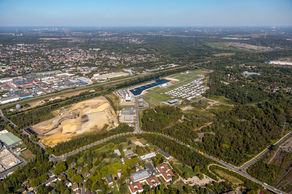 Gelsenkirchen from above - Site development area of the former Zeche Graf Bismarck / remodeling to new construction with residential neighborhoods on the Rhine-Herne Canal in Gelsenkirchen in North Rhine-Westphalia NRW