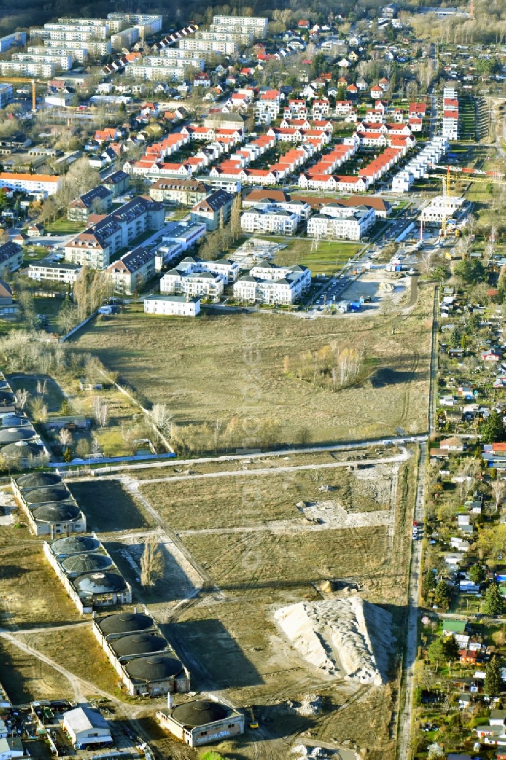 Berlin from above - Development area of industrial wasteland Flugzeughallen Karlshorst on Biesenhorster Weg - Karlshorster Weg in the district Karlshorst in Berlin