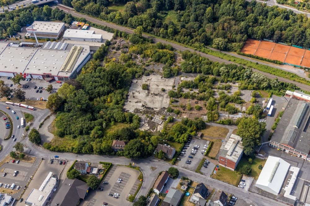 Aerial photograph Menden (Sauerland) - Development area of industrial wasteland in Gewerbegebiet along the Karl-Benz-Strasse in Menden (Sauerland) in the state North Rhine-Westphalia, Germany