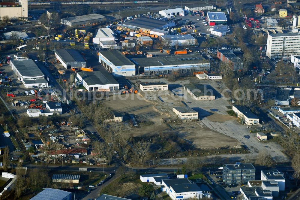 Potsdam from the bird's eye view: Development area of industrial wasteland next to the work premises of the Stadtwerke Potsdam GmbH along the Drewitzer Strasse in the district Drewitz in Potsdam in the state Brandenburg, Germany