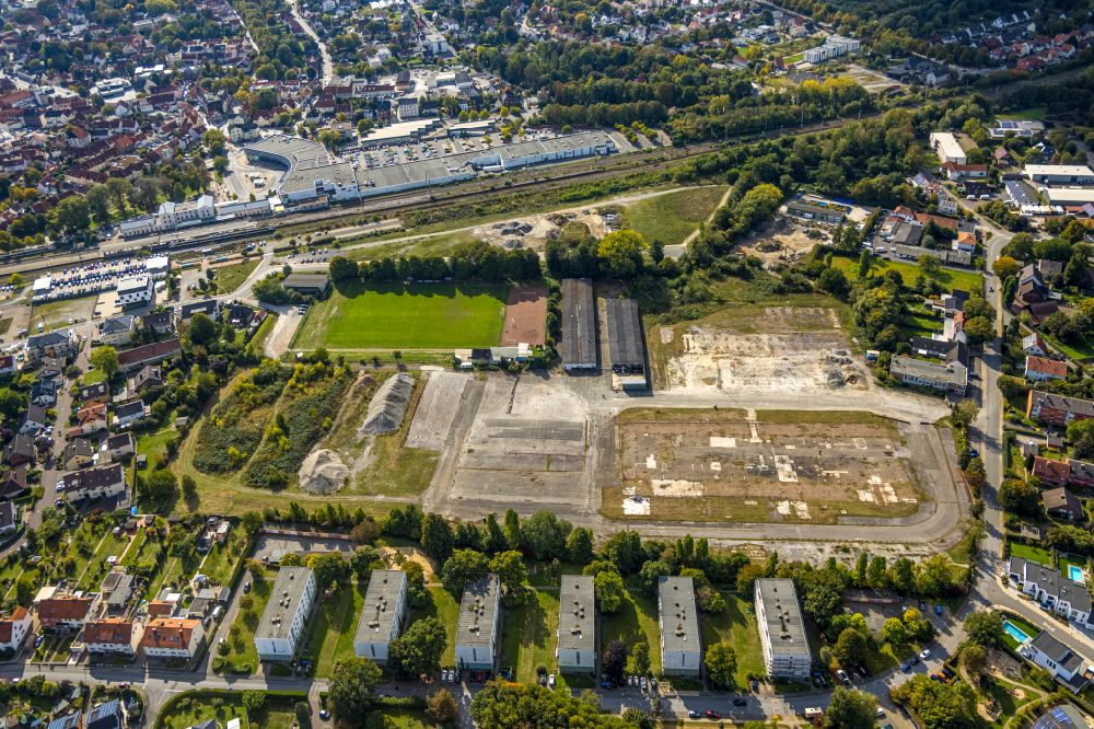 Soest from above - Development area of industrial wasteland with sports ground and new development area on the former Strabag area on Teinenkamp in Soest in the state North Rhine-Westphalia, Germany
