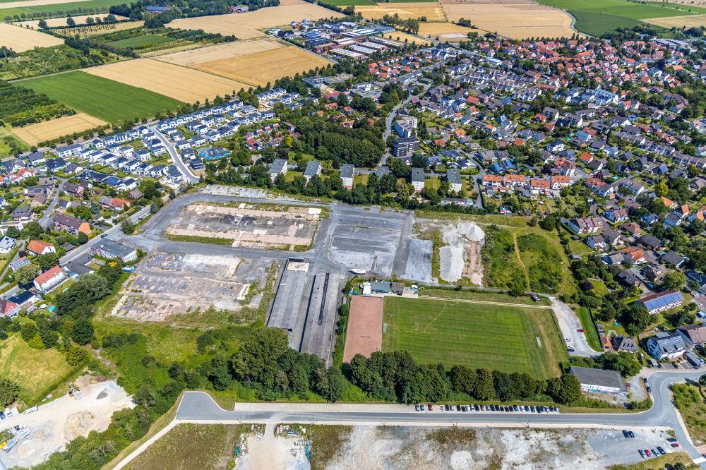 Soest from above - Development area of industrial wasteland with new development area on the former Strabag area on Teinenkonp in Soest in the state North Rhine-Westphalia, Germany