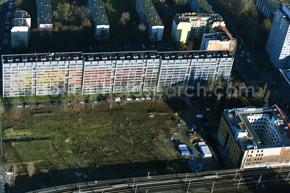 Aerial photograph Berlin - Development area and building land fallow Andreas-, Krautstrasse and Longe Strasse in the district Friedrichshain in Berlin, Germany