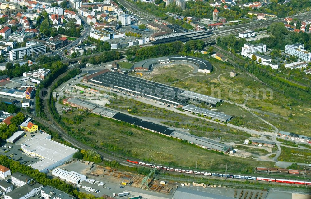 Aerial image Osnabrück - Development area of the decommissioned and unused land and real estate on the former marshalling yard and railway station of Deutsche Bahn in Osnabrueck in the state Lower Saxony, Germany