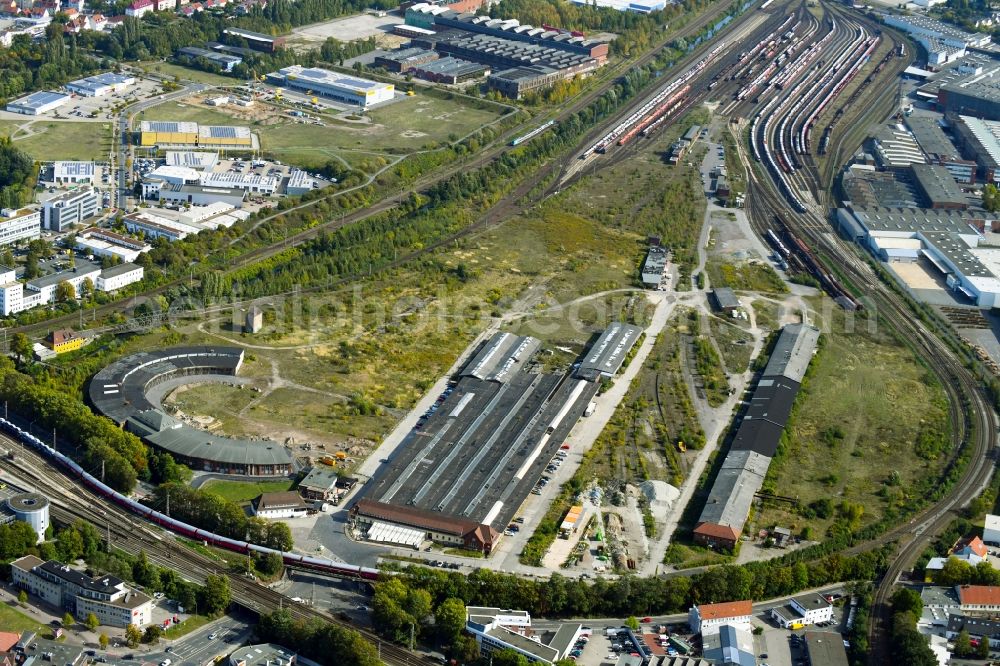 Aerial image Osnabrück - Development area of the decommissioned and unused land and real estate on the former marshalling yard and railway station of Deutsche Bahn in Osnabrueck in the state Lower Saxony, Germany