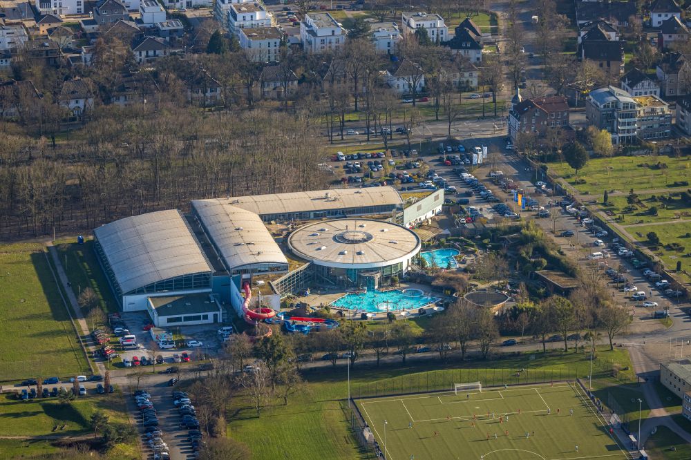 Aerial image Hamm - Maximare Bad Hamm GmbH thermal spa complex with outdoor pool and slide on Juergen-Graef-Allee in Hamm in the state of North Rhine-Westphalia