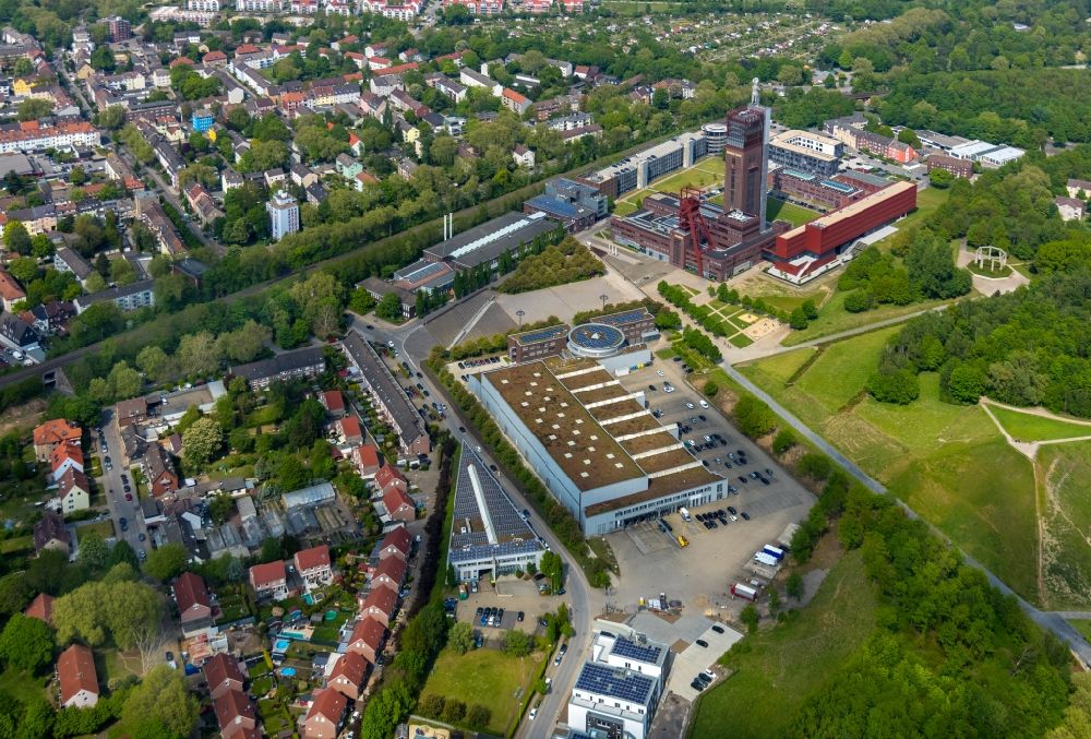 Aerial image Gelsenkirchen - Observation tower on the Office building of the administrative and business center of Vivawest Wohnen GmbH, headquartered in Nordsternpark on the former Nordstern colliery in Gelsenkirchen in North Rhine-Westphalia