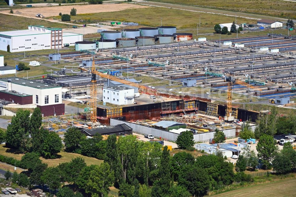 Schönerlinde from above - New construction site and extension of the sewage treatment basins and purification stages in Schoenerlinde in the state Brandenburg, Germany