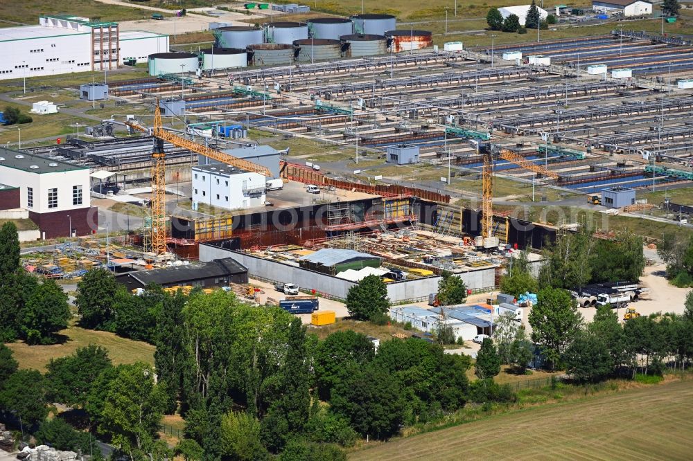 Schönerlinde from the bird's eye view: New construction site and extension of the sewage treatment basins and purification stages in Schoenerlinde in the state Brandenburg, Germany