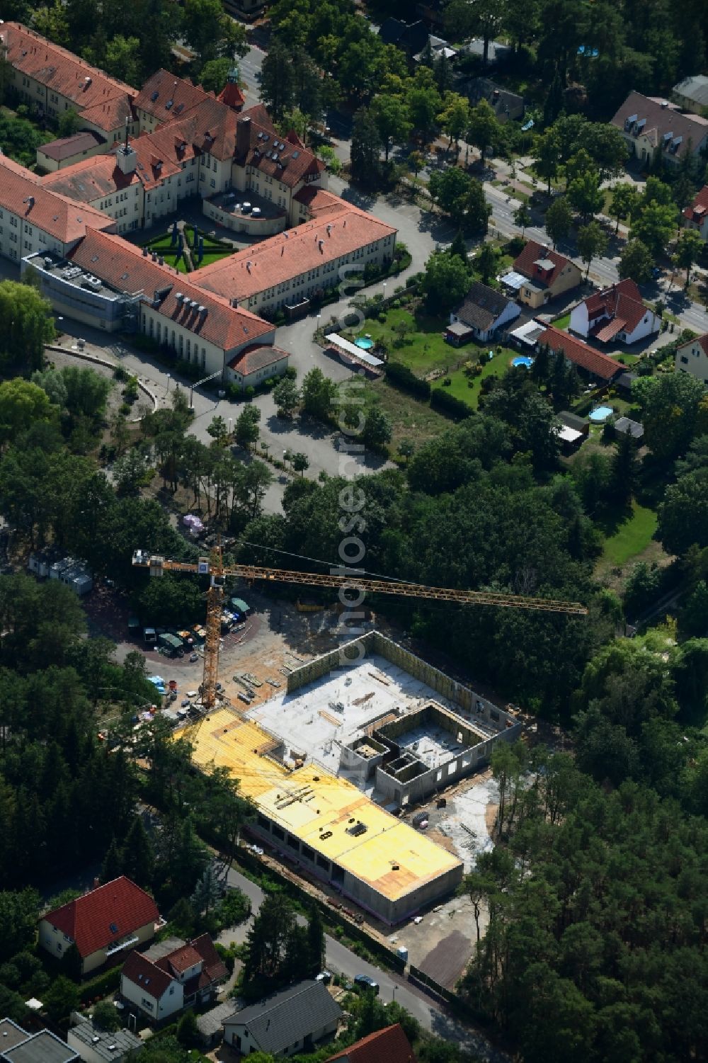 Aerial image Bergholz-Rehbrücke - Extension of new building site at the building complex of the institute fuer Ernaehrungsforschung on Lenbachstrasse in Bergholz-Rehbruecke in the state Brandenburg, Germany