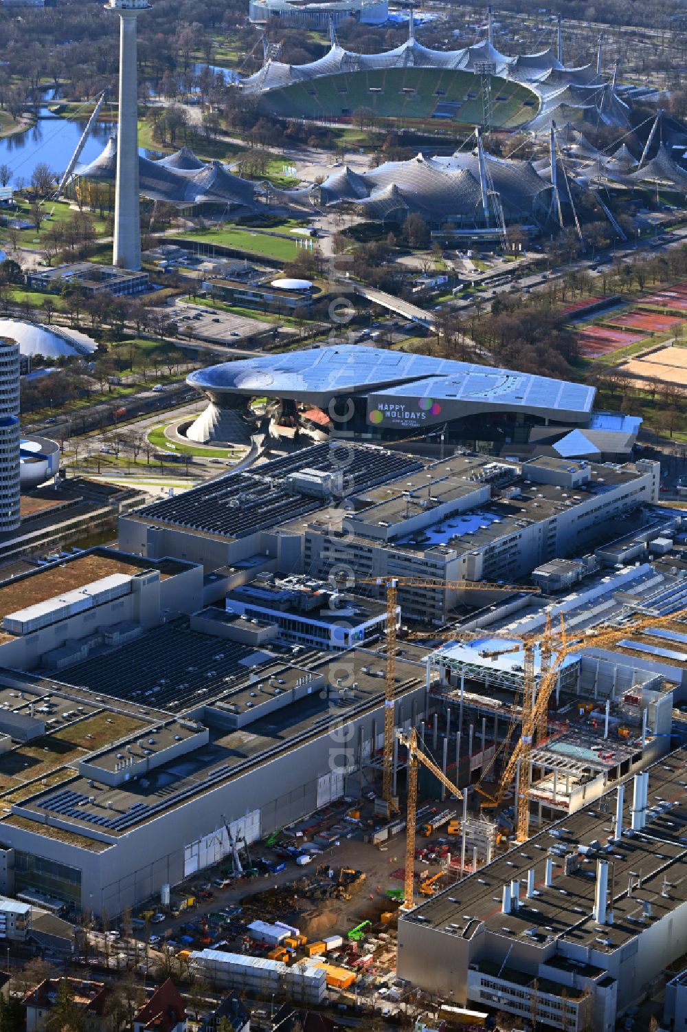 München from the bird's eye view: Extension - new building - construction site on the factory premises of BMW AG on street Lerchenauer Strasse in the district Milbertshofen in Munich in the state Bavaria, Germany