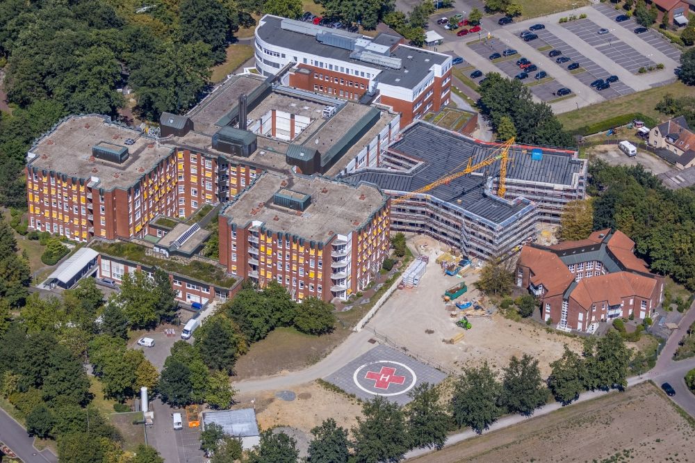 Aerial image Dorsten - Construction site for a new extension to the hospital grounds St Elisabeth-Krankenhaus Dorsten in the district Hardt in Dorsten in the state North Rhine-Westphalia, Germany