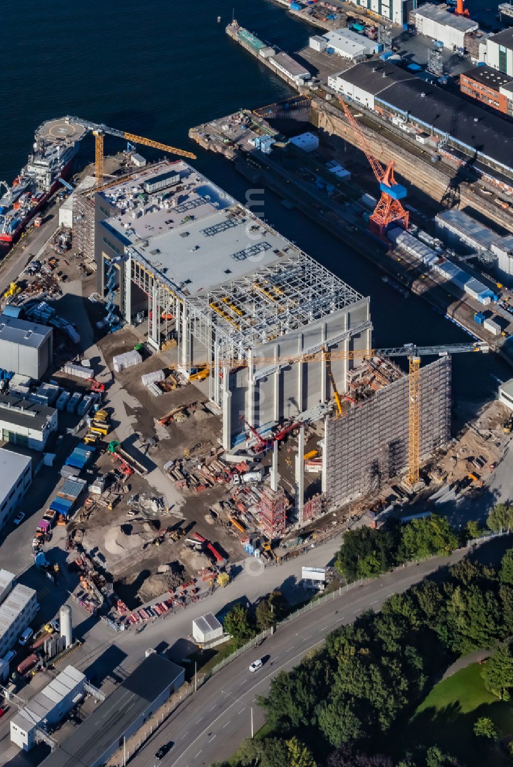 Aerial photograph Kiel - Construction site for the new extension on the shipyard site of the shipyard thyssenkrupp Marine Systems GmbH in Kiel in the state Schleswig-Holstein, Germany