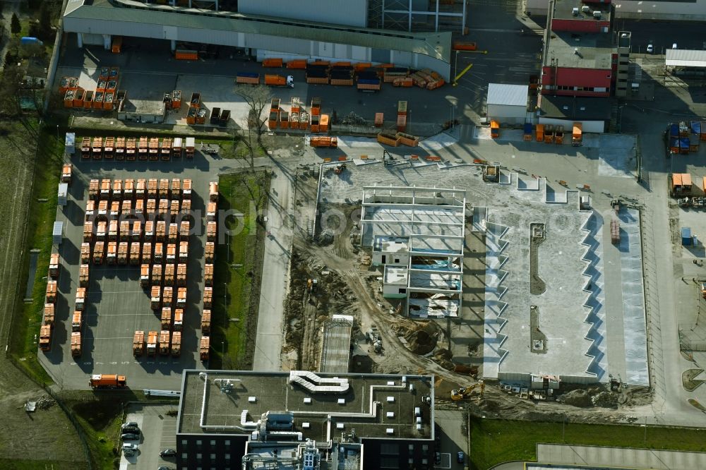 Berlin from above - Construction site on building and production halls on the premises of Berliner Stadtreinigungsbetriebe on Gradestrasse in the district Britz in Berlin, Germany
