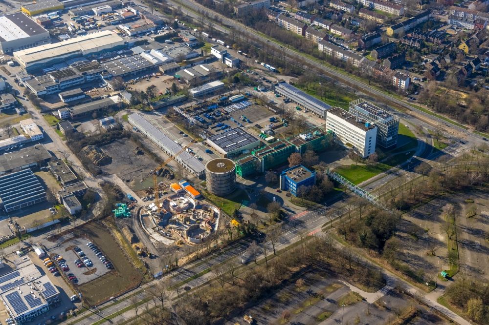 Gelsenkirchen from above - Construction site on building and production halls on the premises fuer ein Laborgebaeude of Gelsenwasser on Willy-Brandt-Allee in Gelsenkirchen at Ruhrgebiet in the state North Rhine-Westphalia, Germany