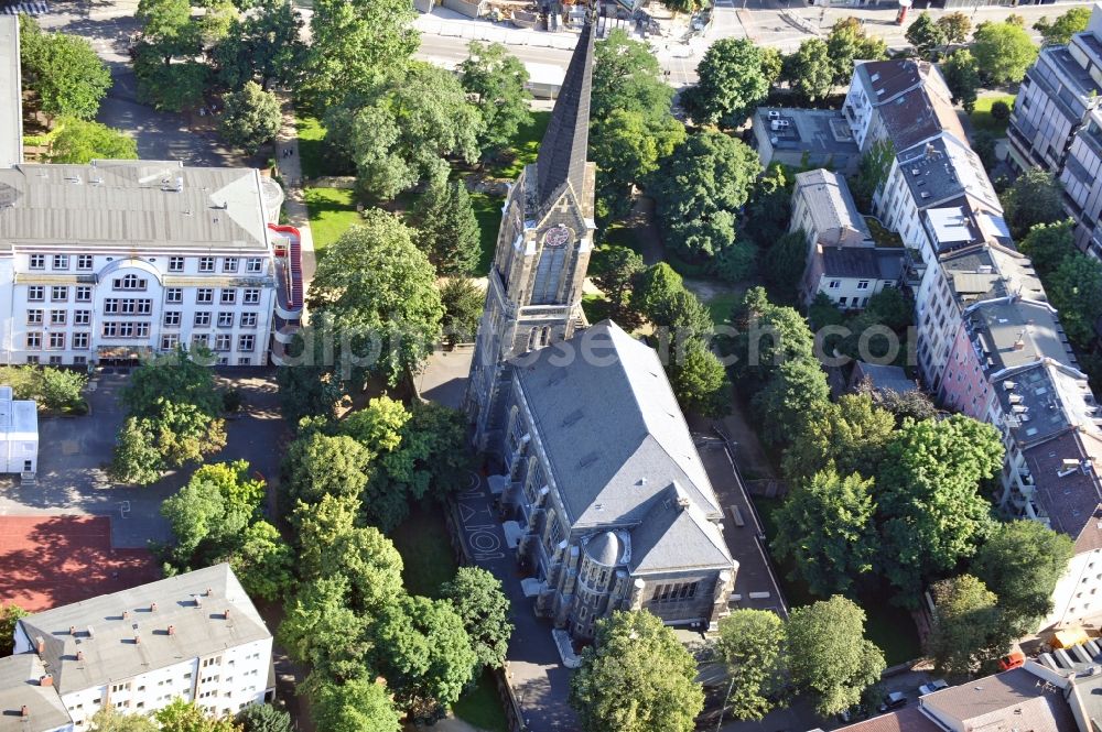 Frankfurt am Main from above - View at the evangelical youth culture church of Saint Peter in the city of Frankfurt am Main the federal state of Hesse. It is a society of the evangelical church in Hesse and Nassau and the protestant regional association Frankfurt upon Main