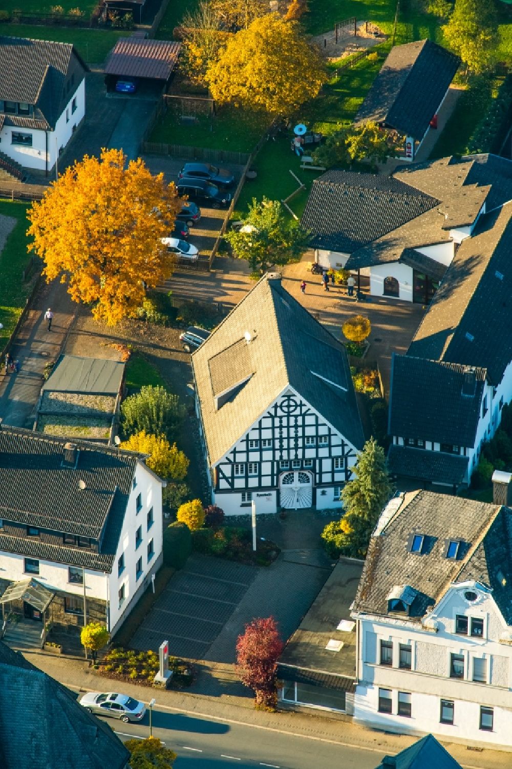 Finnentrop from the bird's eye view: Frame house in the village centre of Lenhausen in the state of North Rhine-Westphalia